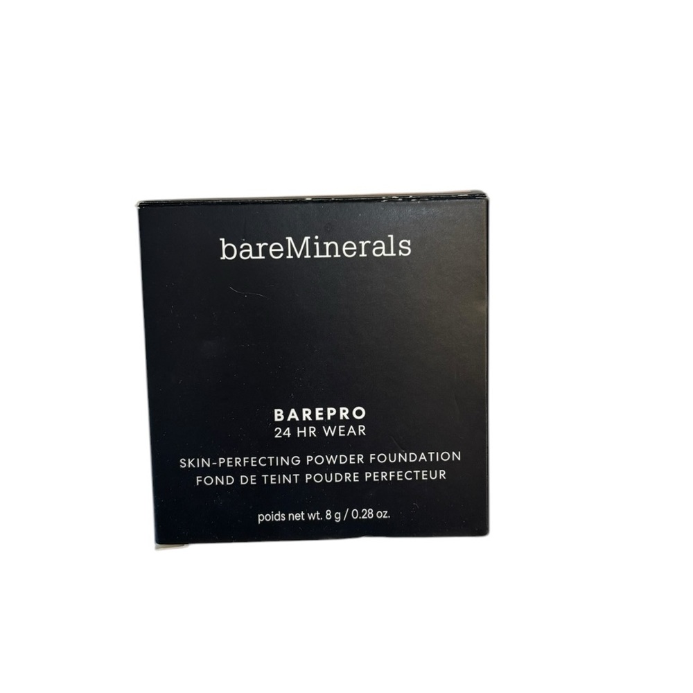 bareMinerals BAREPRO 24HR Skin
Perfecting Talc-Free Matte Powder Foundation - Picture 9 of 11